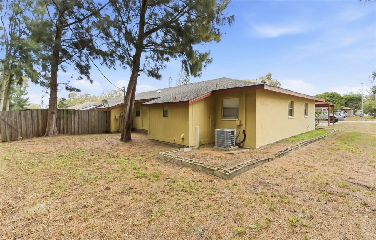 5600 59th Way N, Saint Petersburg, FL 33709 Photo