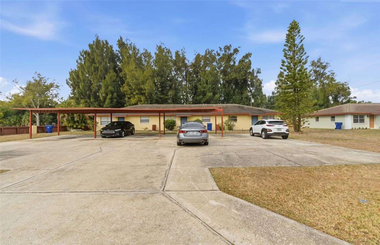 5600 59th Way N, Saint Petersburg, FL 33709 Photo