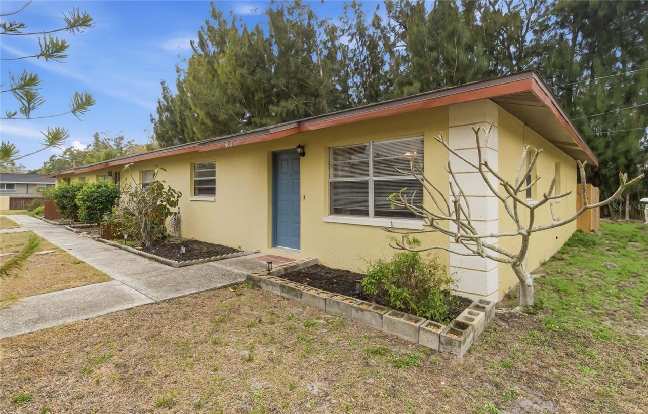 5600 59th Way N, Saint Petersburg, FL 33709 Photo