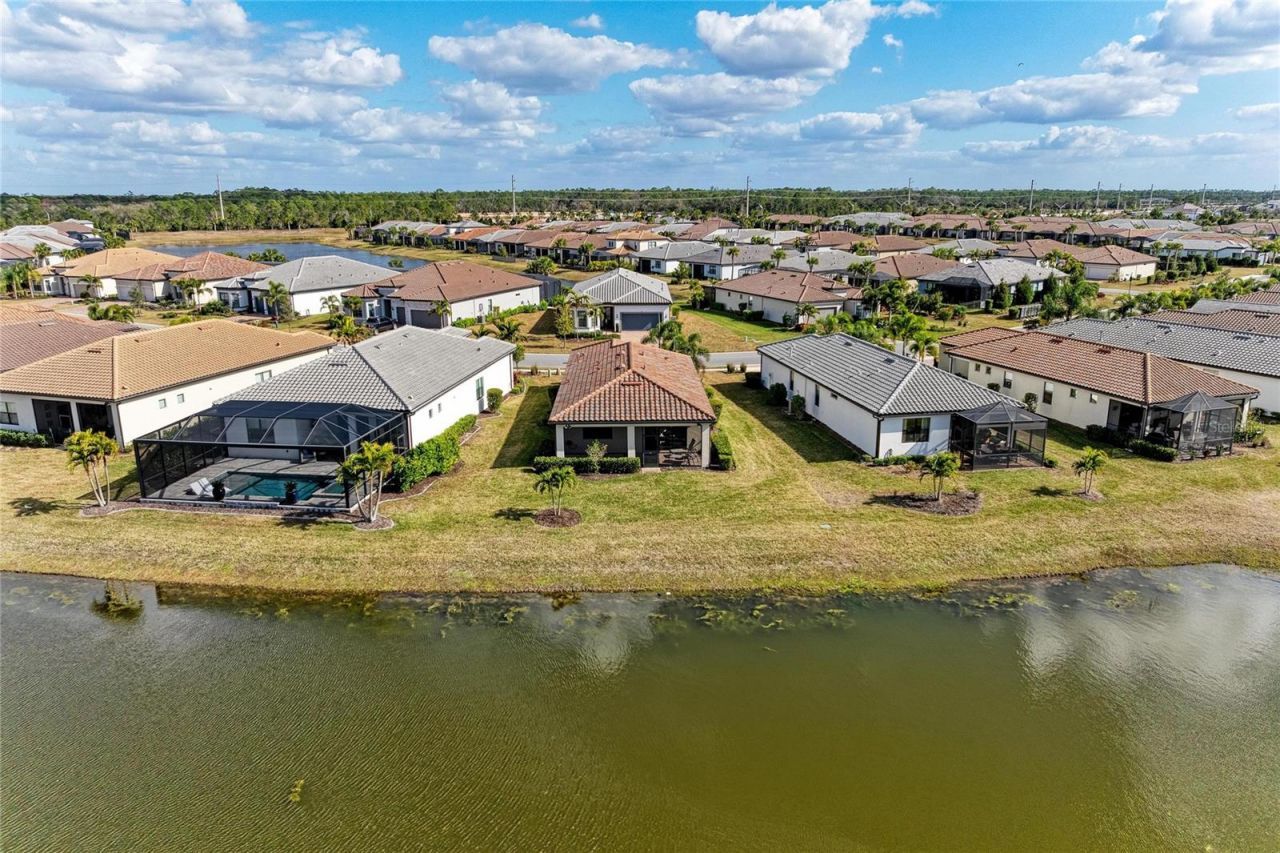 7502 Summerland Cove, Lakewood Ranch, FL 34202 Photo