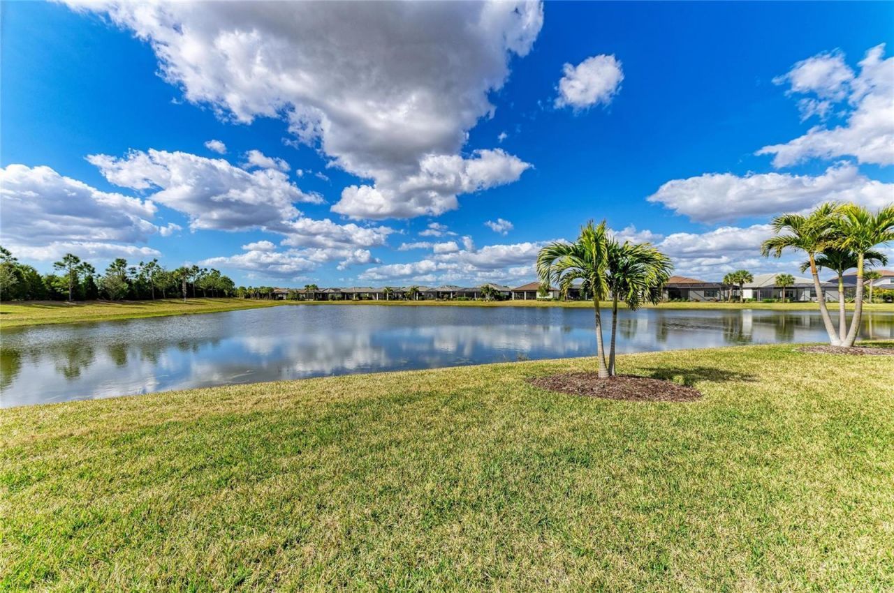7502 Summerland Cove, Lakewood Ranch, FL 34202 Photo
