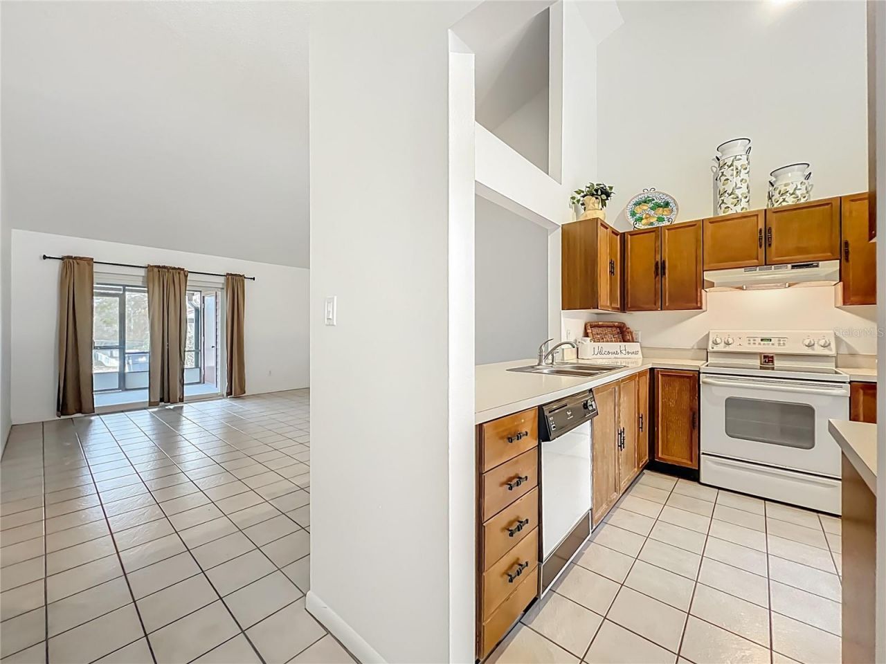 9467 Lake Lotta Circle, Gotha, FL 34734 Photo