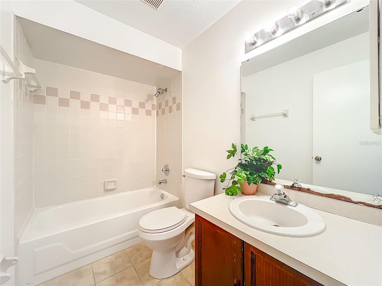 9467 Lake Lotta Circle, Gotha, FL 34734 Photo