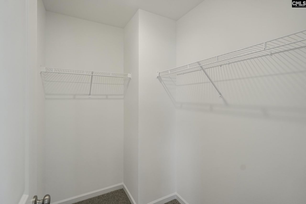 114 Middlesex Court  Photo 43