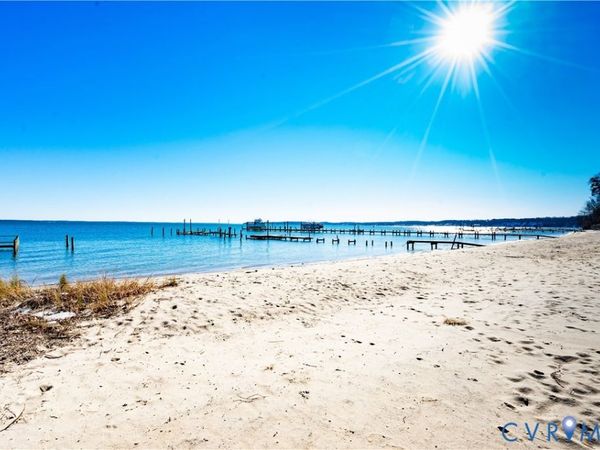 611 Jones Point Beach Road, Laneview, VA 22504