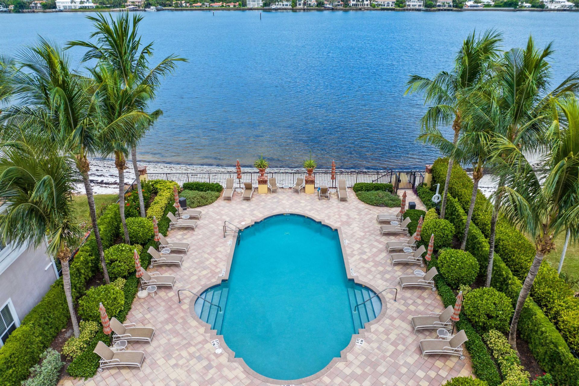 132 Las Brisas Circle, Hypoluxo, FL 33462 Photo