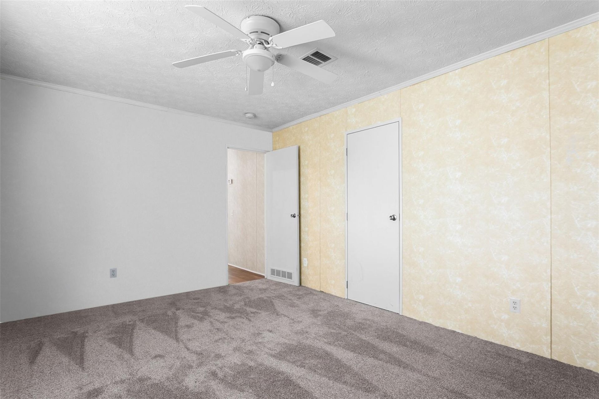 5570 SW 32nd Ter, Fort Lauderdale, FL 33312 Photo