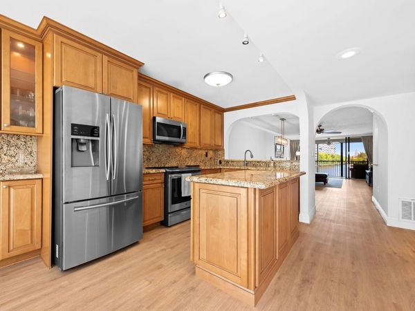 1100 SE 5th Court, Unit 33, Pompano Beach, FL 33060