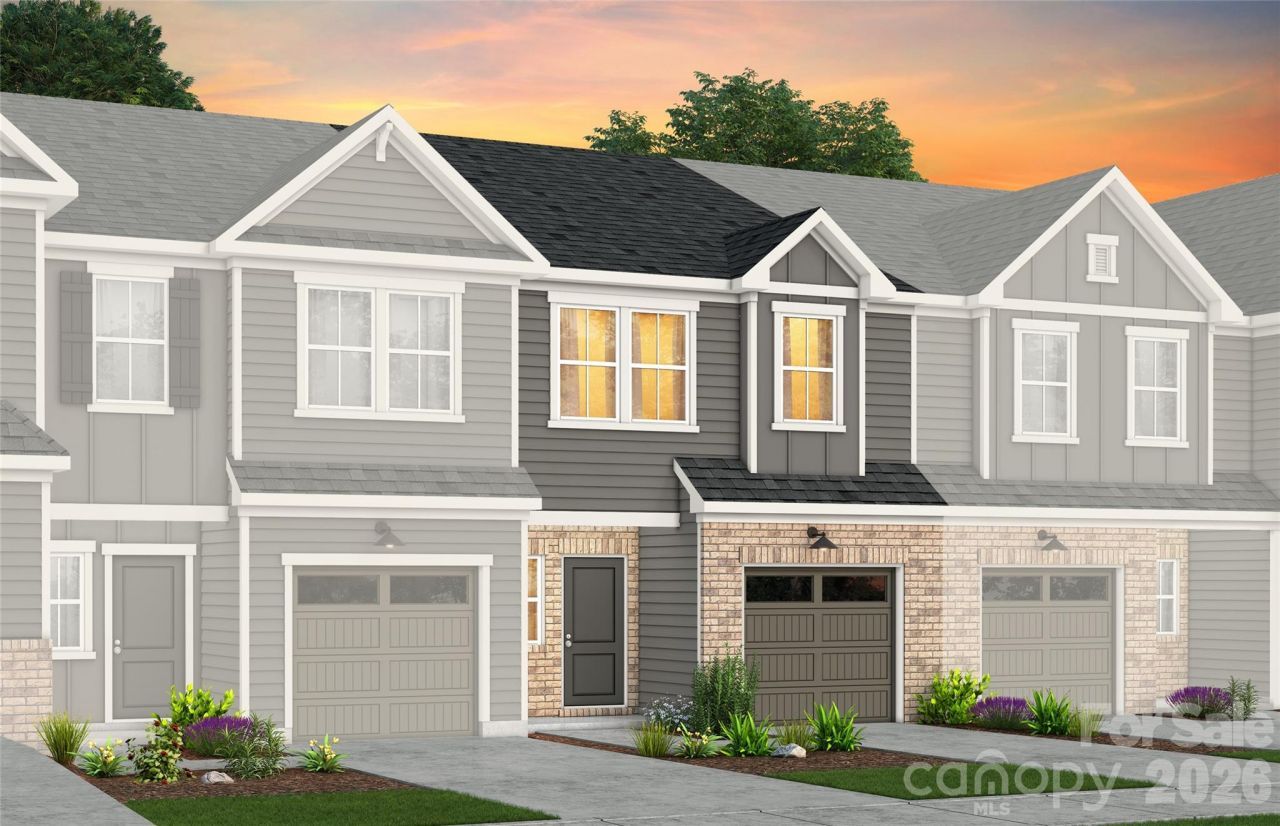 12008 Oak Street, Charlotte, NC 28269 Main Photo