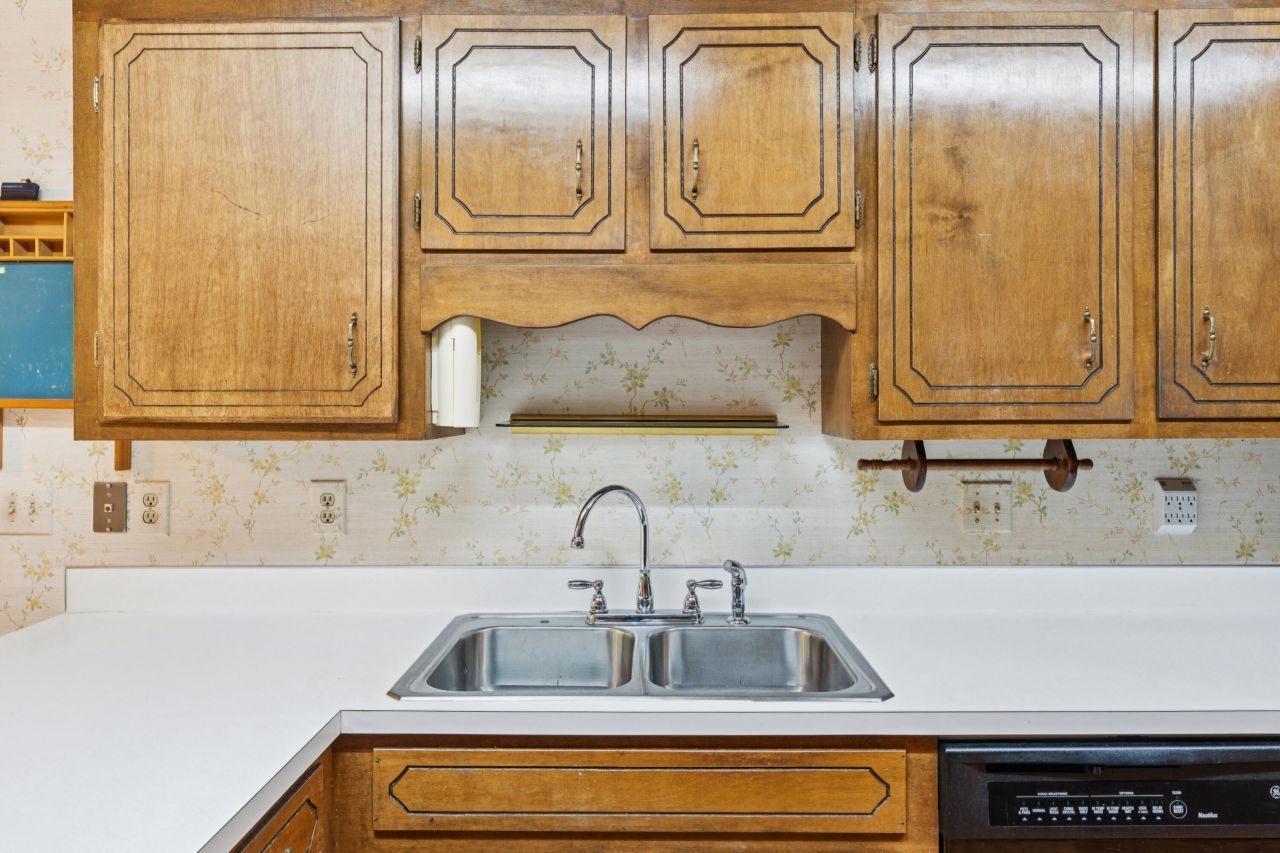 110 Parkwood Drive Photo 16