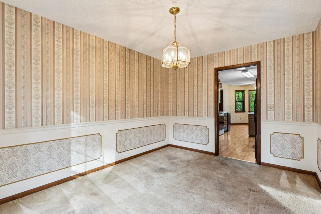 110 Parkwood Drive Photo 20