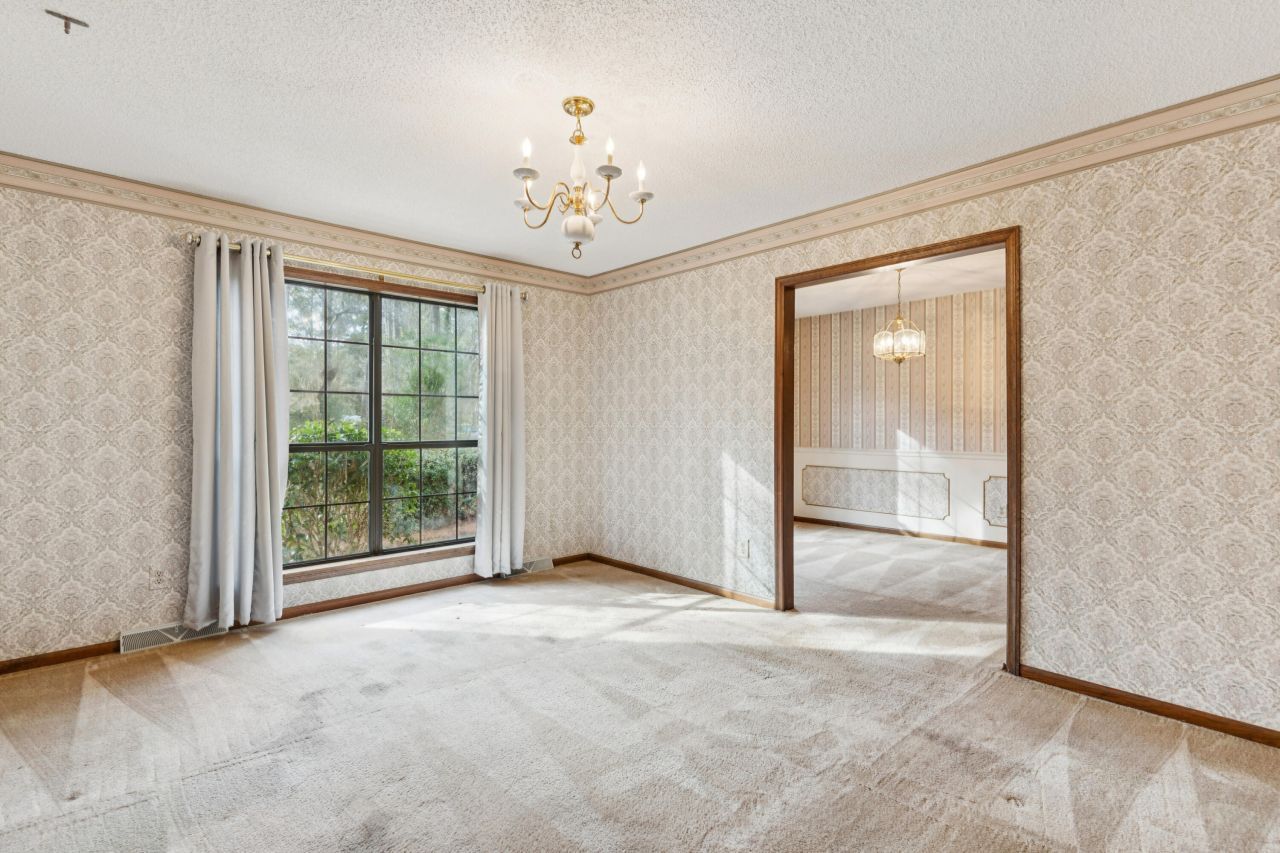 110 Parkwood Drive Photo 22