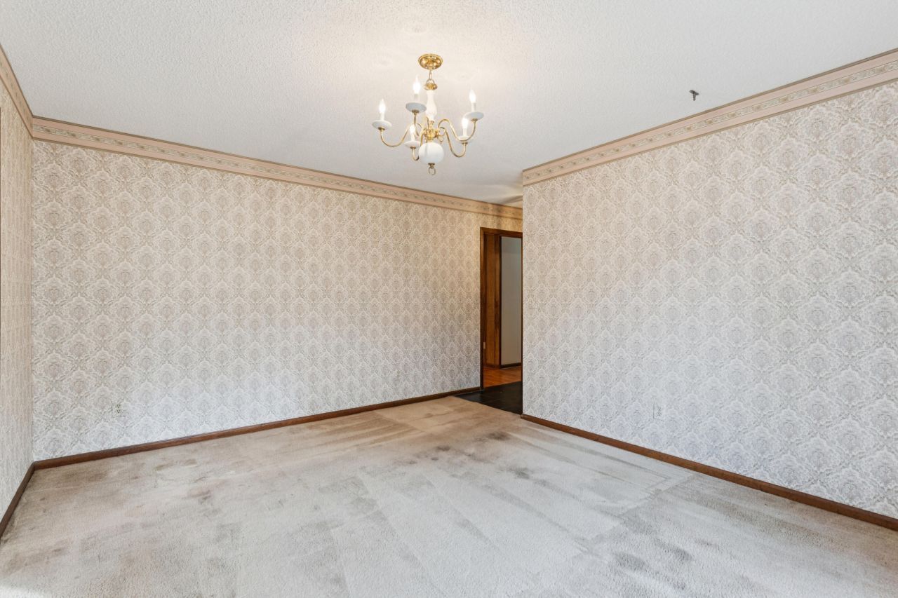 110 Parkwood Drive Photo 23