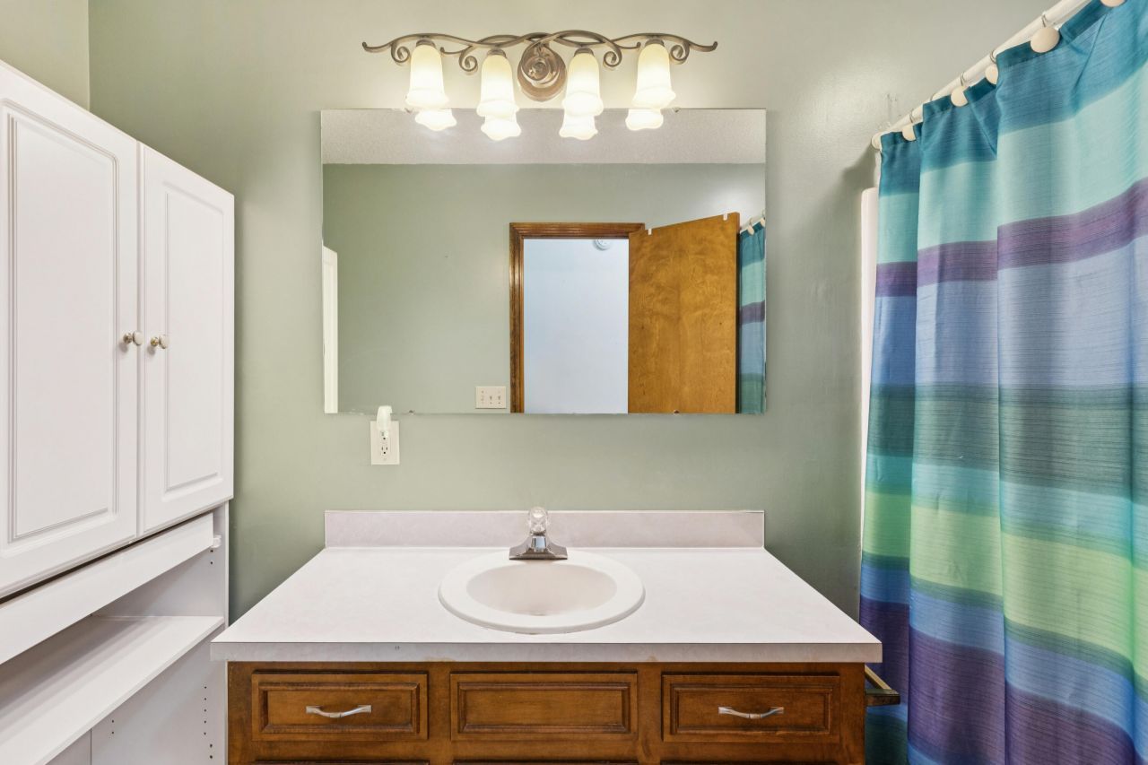 110 Parkwood Drive Photo 24