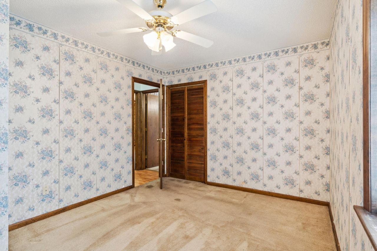 110 Parkwood Drive Photo 26