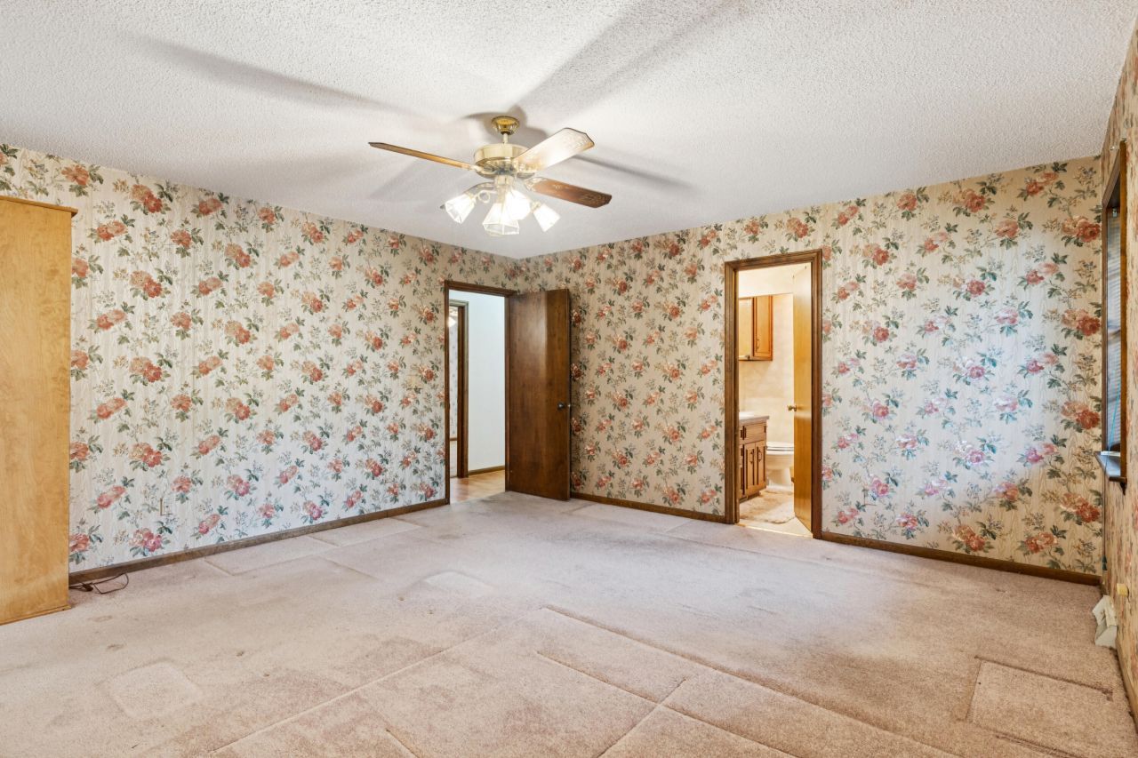 110 Parkwood Drive Photo 31