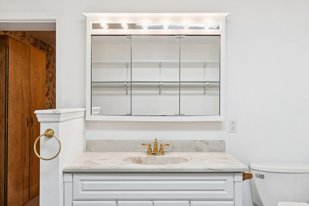 110 Parkwood Drive Photo 35