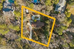 110 Parkwood Drive photo 4