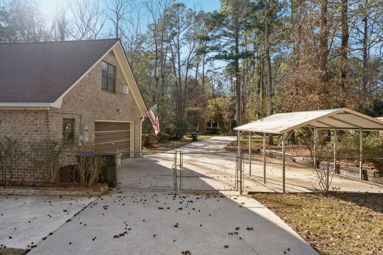 110 Parkwood Drive Photo 49