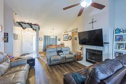 1618 Heathmuir Dr.  photo 4