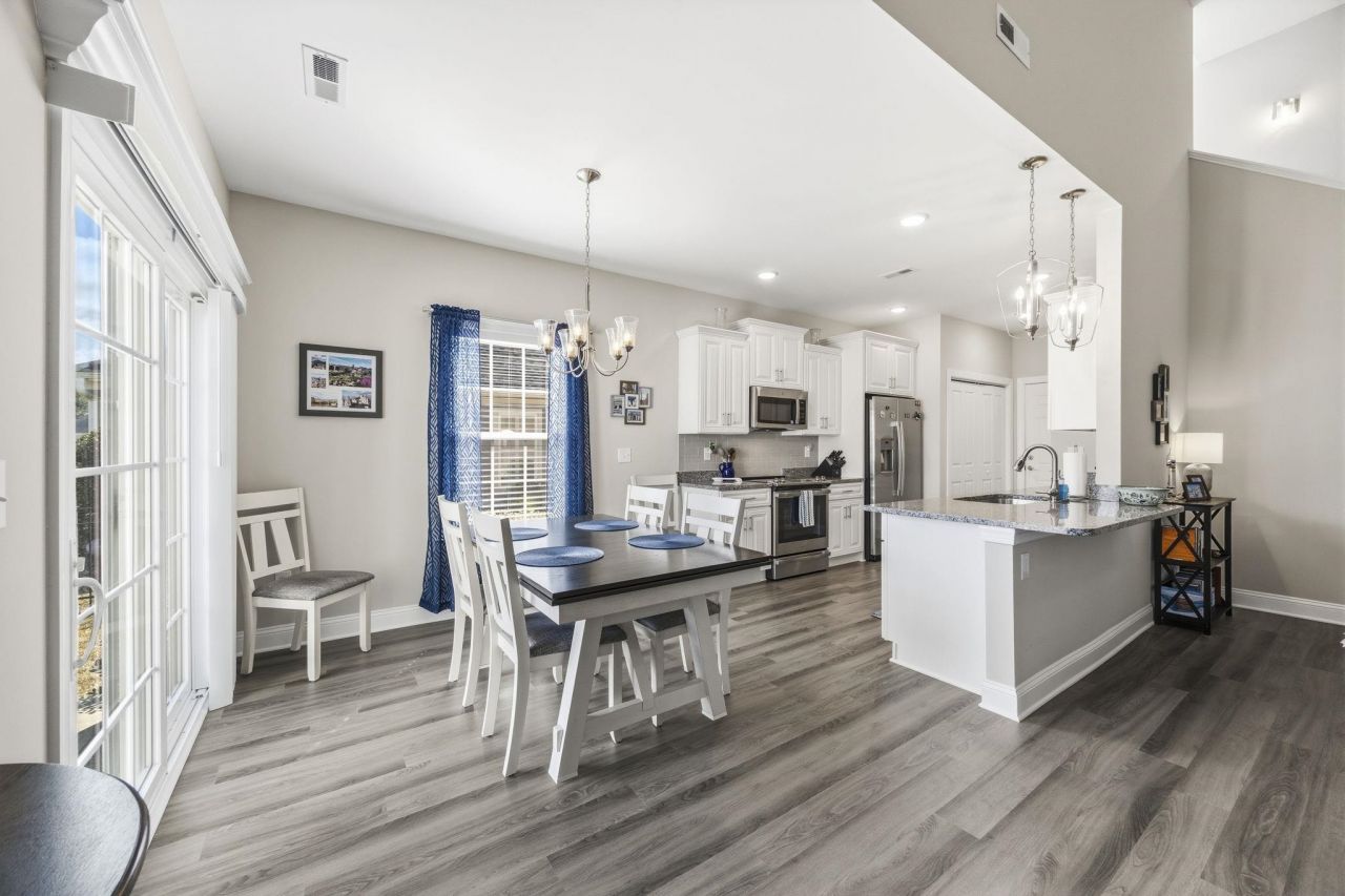 805 Covelo Ln.  Photo 12