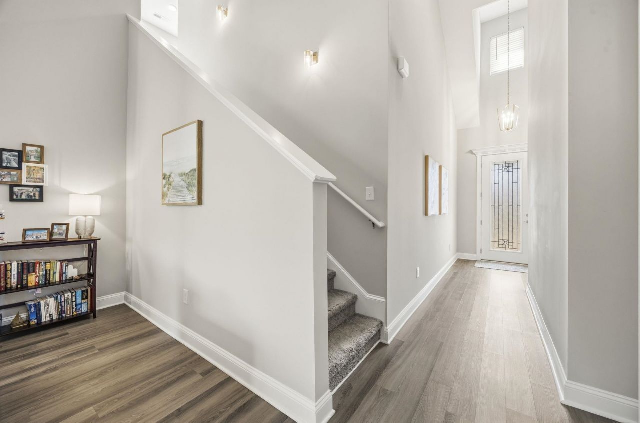 805 Covelo Ln.  Photo 26