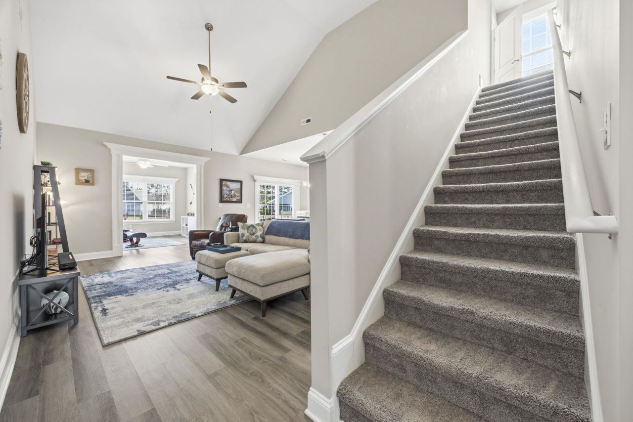 805 Covelo Ln.  Photo 27