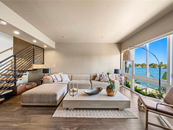 95 N Shore Dr, Miami Beach, FL 33141