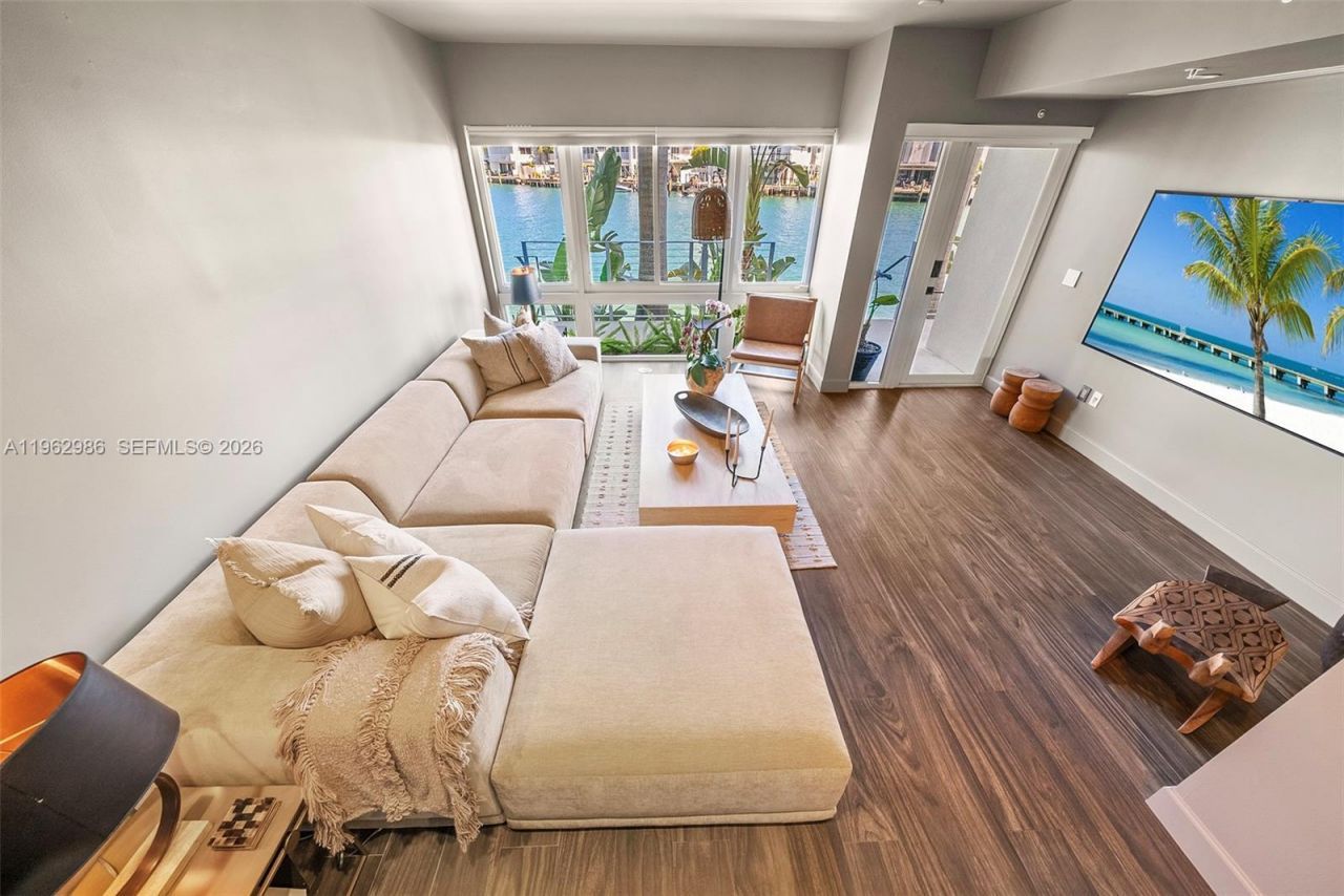 95 N Shore Dr, Miami Beach, FL 33141 Photo