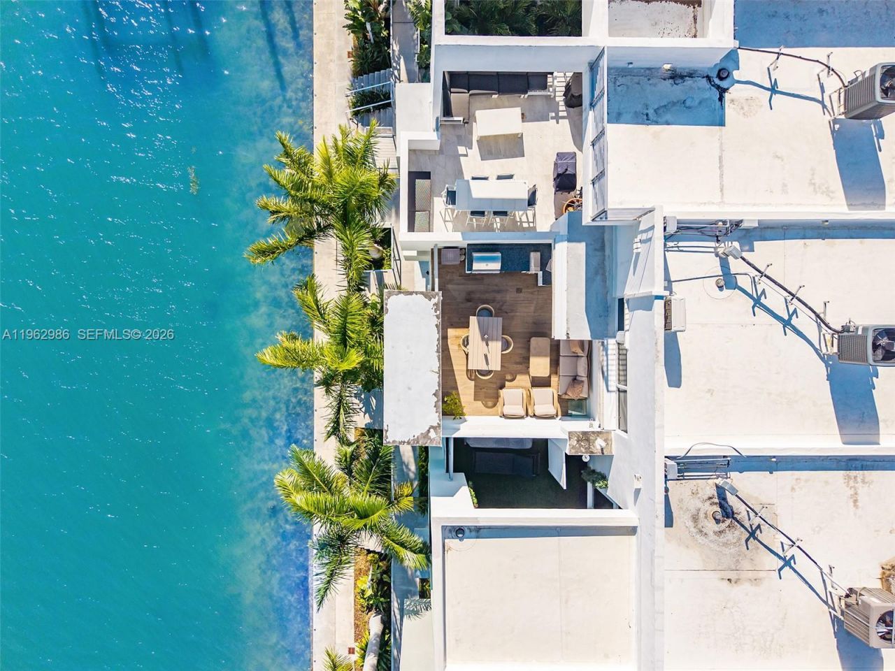 95 N Shore Dr, Miami Beach, FL 33141 Photo