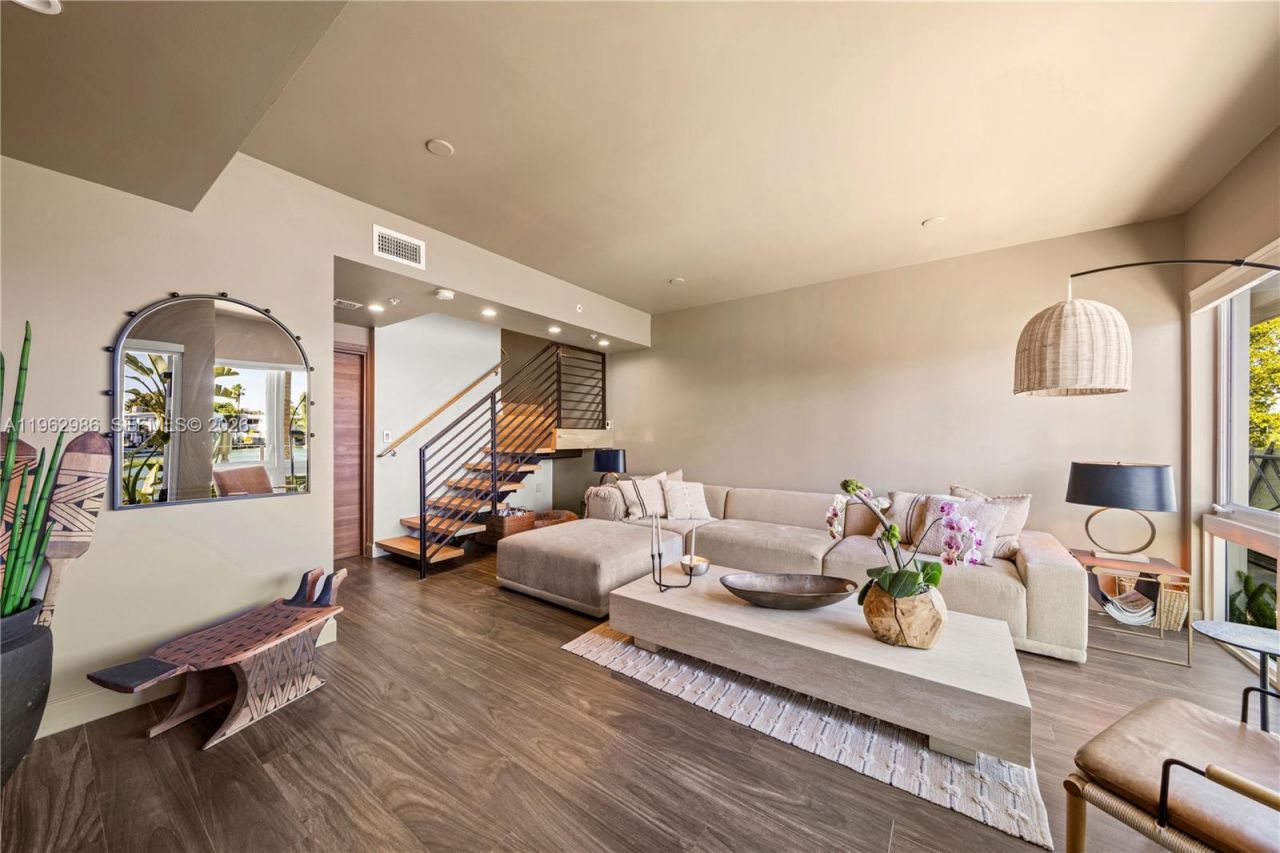 95 N Shore Dr, Miami Beach, FL 33141 Photo