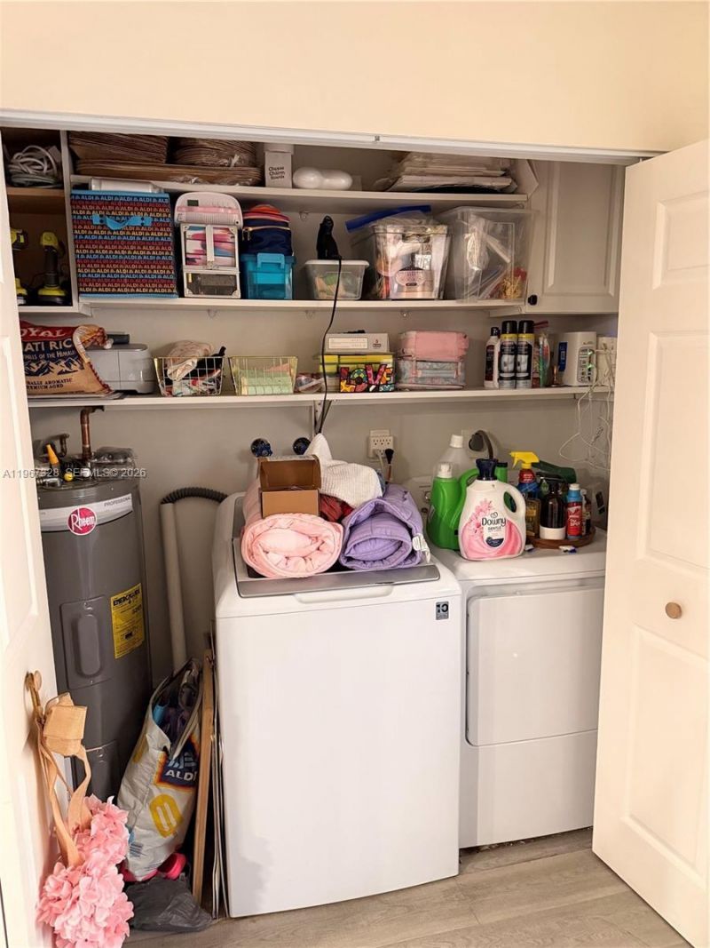 1711 W 58th St, Unit B-30, Hialeah, FL 33012 Photo