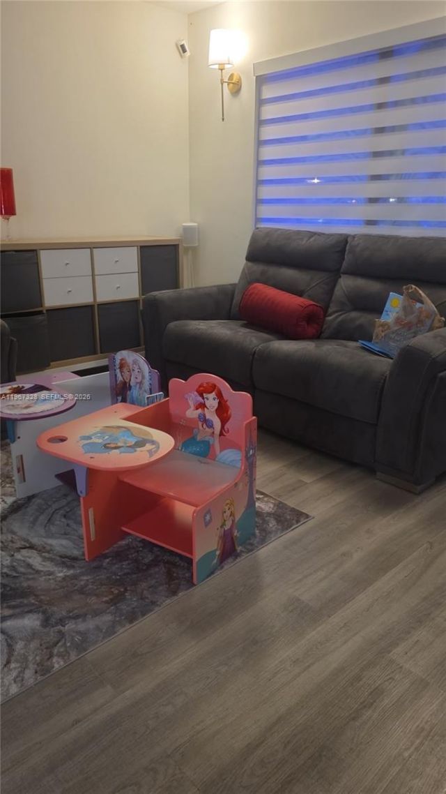 1711 W 58th St, Unit B-30, Hialeah, FL 33012 Photo