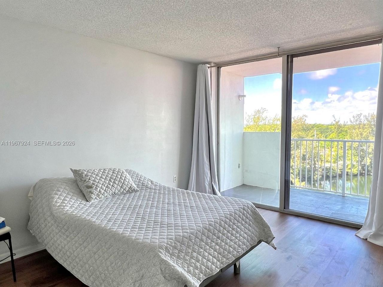 1300 NE Miami Gardens Dr, Unit 711E, Miami, FL 33179 Photo