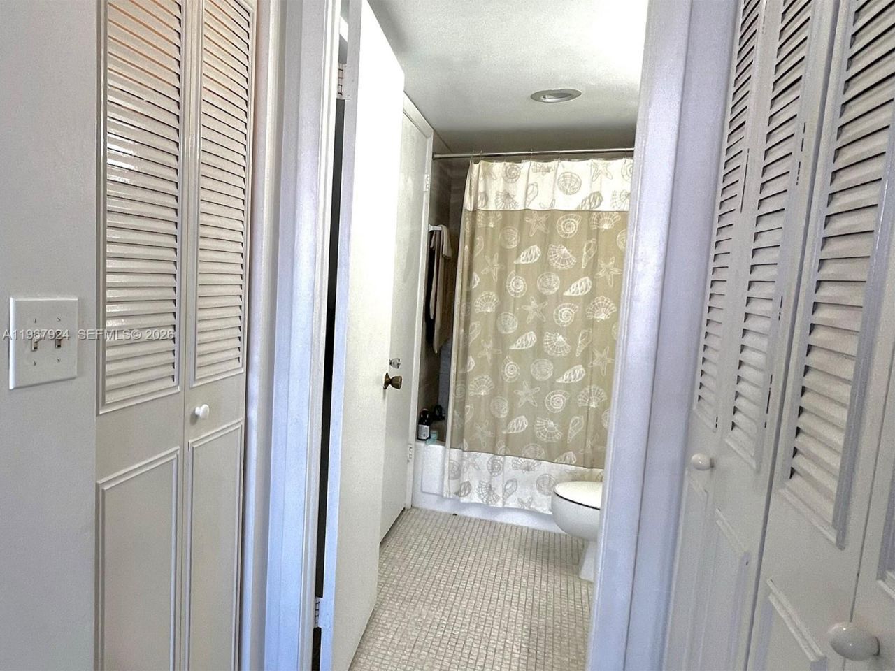 1300 NE Miami Gardens Dr, Unit 711E, Miami, FL 33179 Photo