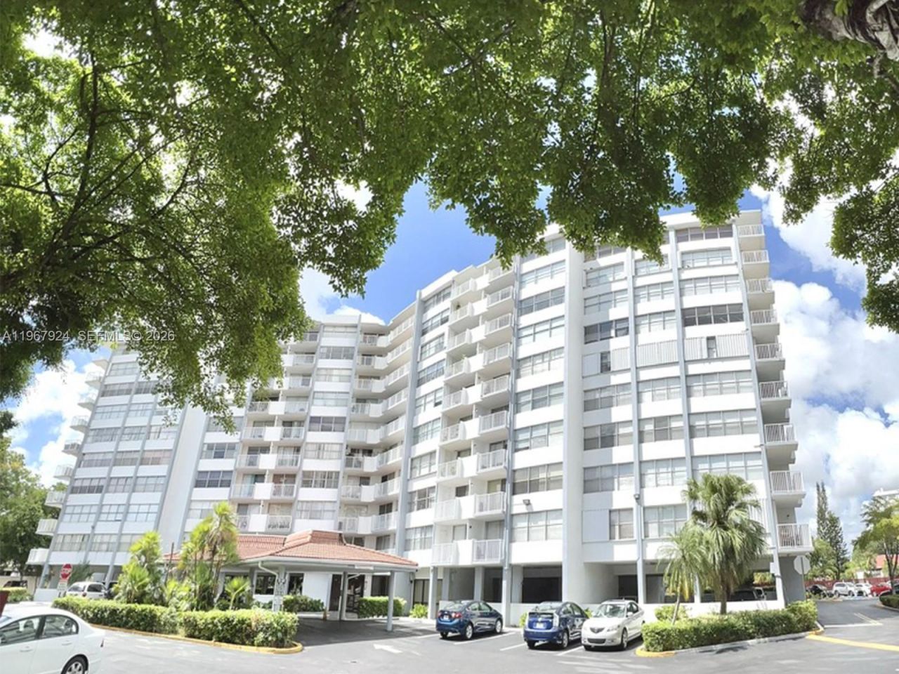 1300 NE Miami Gardens Dr, Unit 711E, Miami, FL 33179 Photo