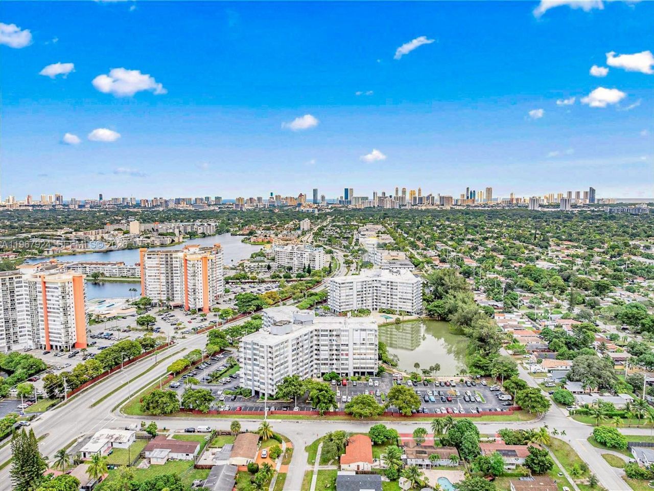 1300 NE Miami Gardens Dr, Unit 711E, Miami, FL 33179 Photo