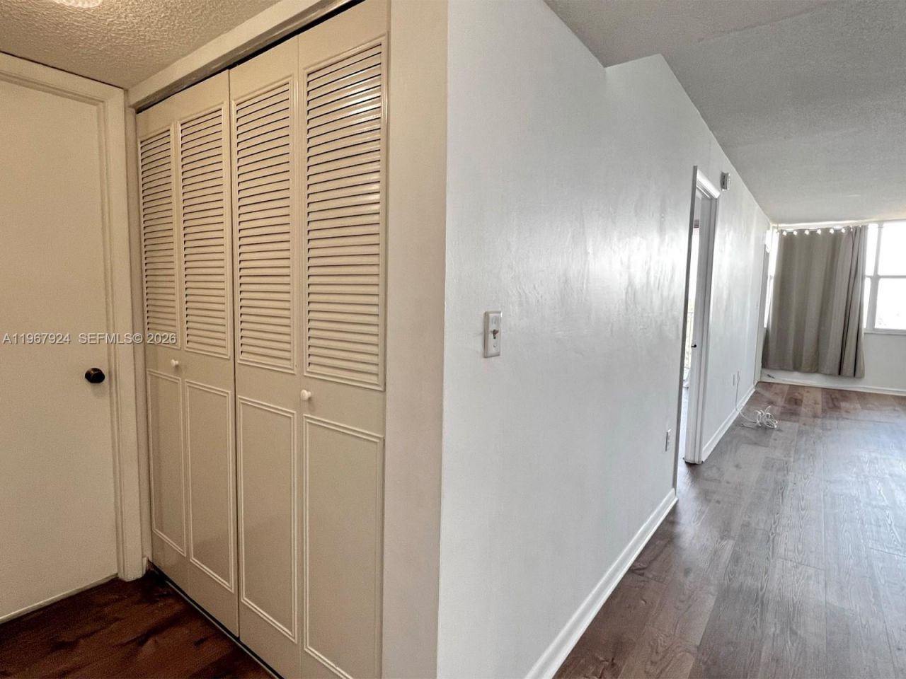 1300 NE Miami Gardens Dr, Unit 711E, Miami, FL 33179 Photo