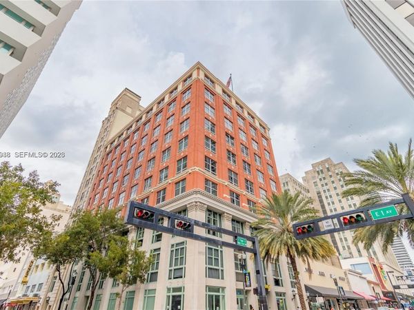 111 E Flagler St , Unit 303, Miami, FL 33131