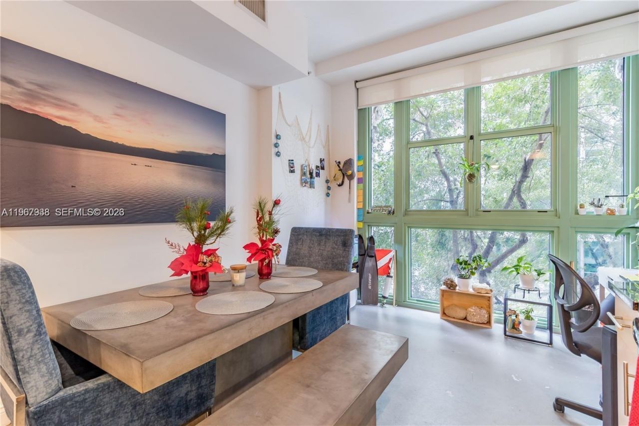 111 E Flagler St , Unit 303, Miami, FL 33131 Photo