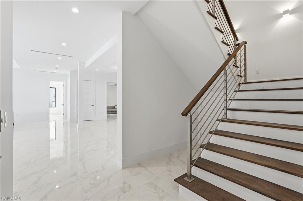 5735 Riverside Dr , Cape Coral, FL 33904 Photo