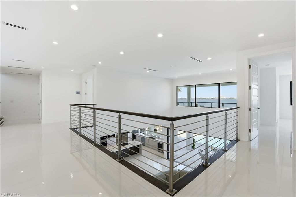 5735 Riverside Dr , Cape Coral, FL 33904 Photo