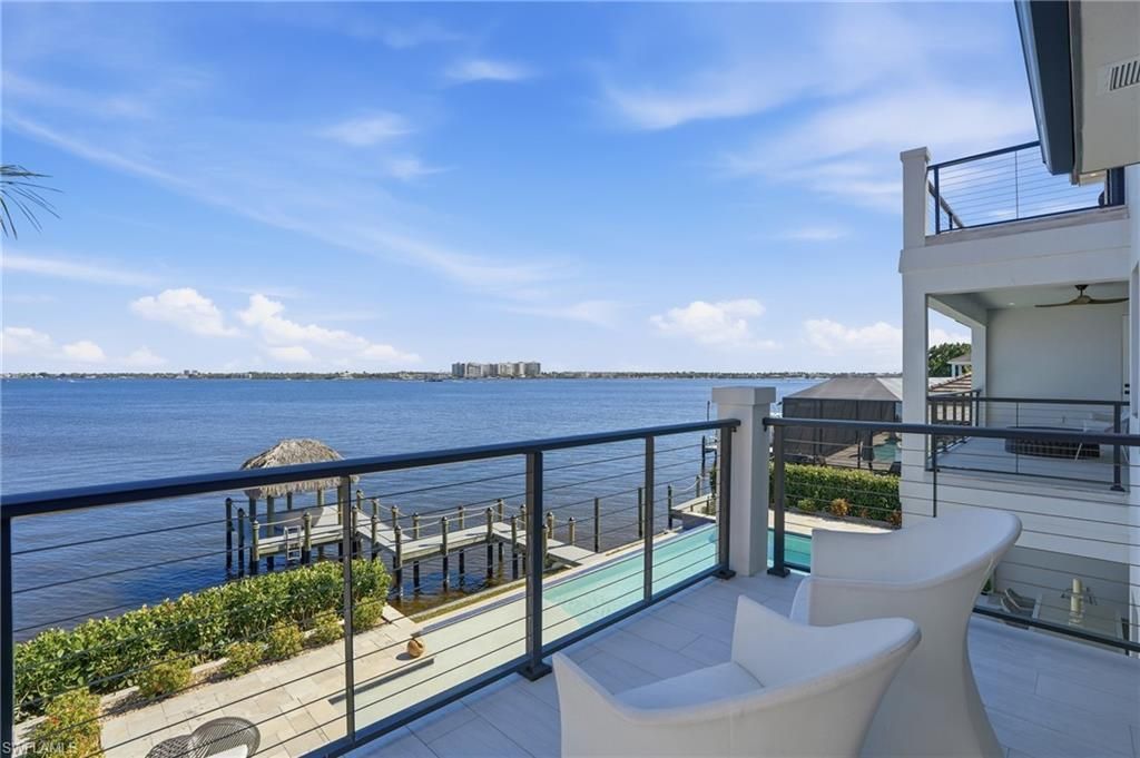 5735 Riverside Dr, Cape Coral, FL 33904 Photo