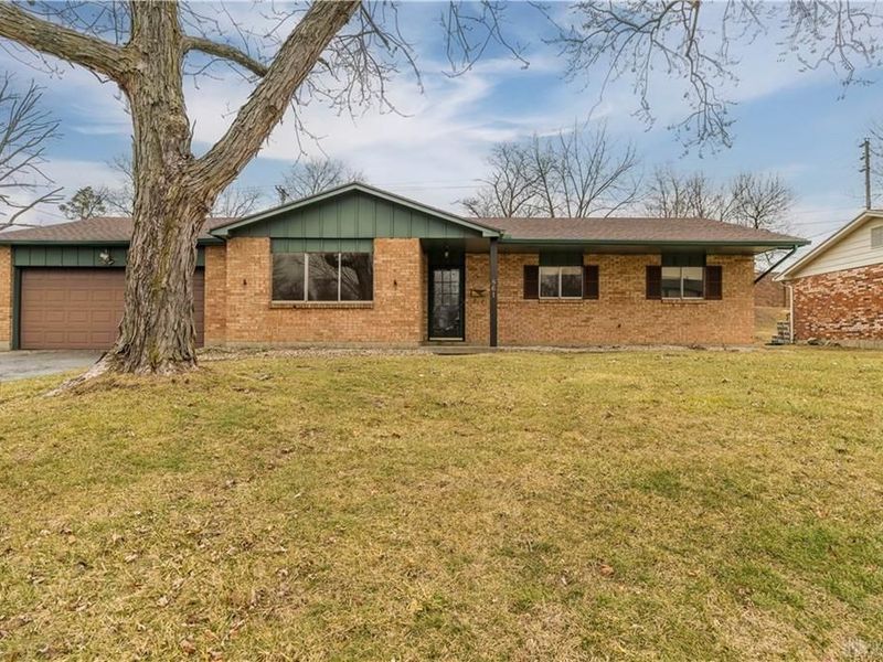 861 Kenbrook Drive, Vandalia, OH 45377 Photo 2