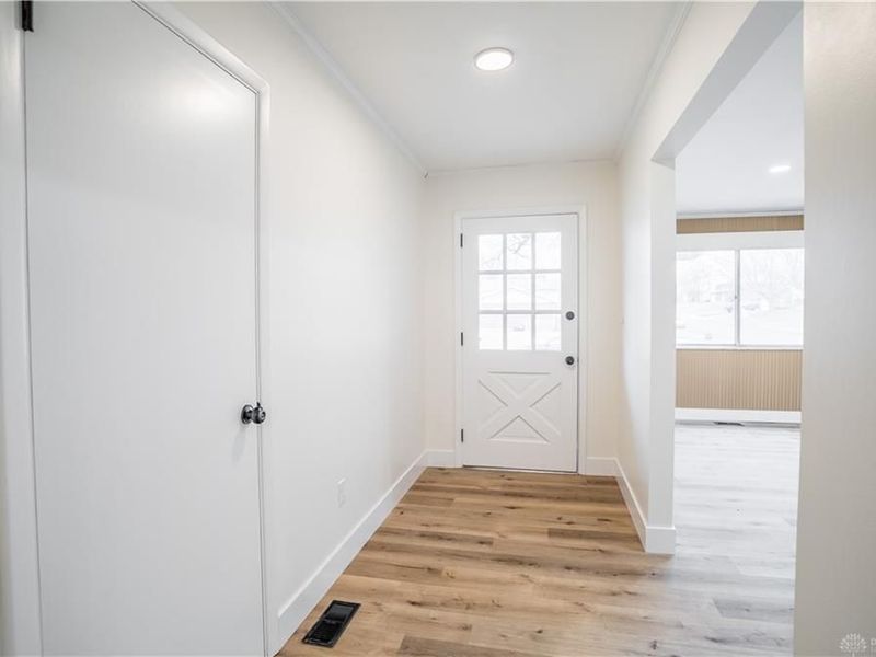 861 Kenbrook Drive, Vandalia, OH 45377 Photo 6