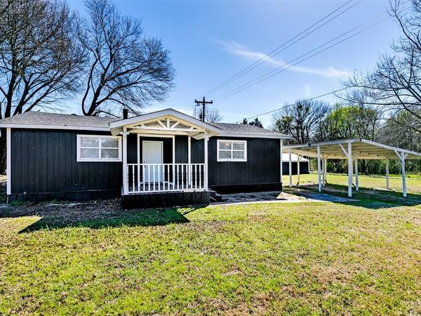 110 Rs County Road 1535, Point, TX 75472