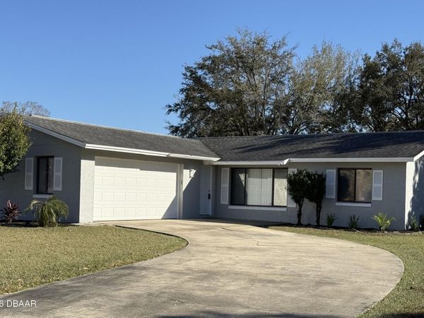 1222 Thomasina Drive, Port Orange, FL 32129