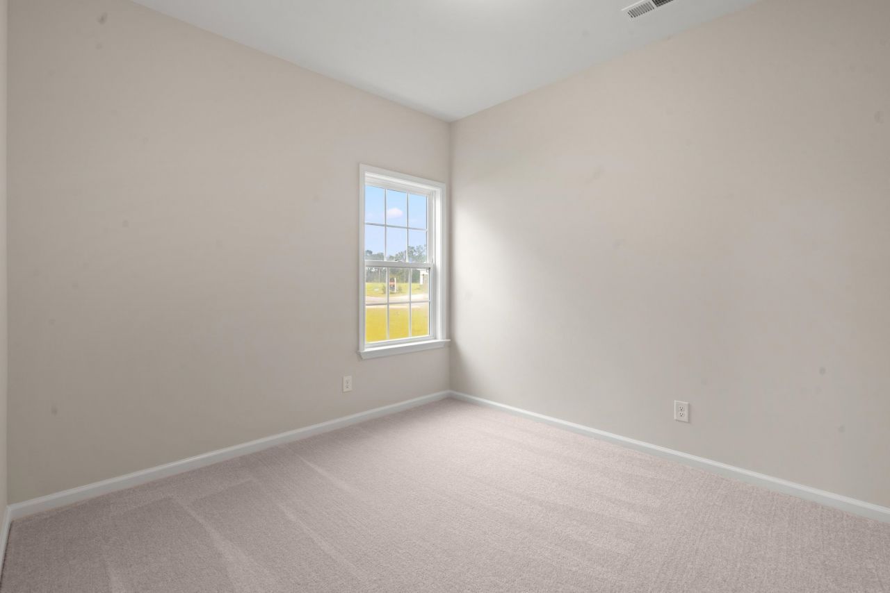 960 Woodside Dr.  Photo 12