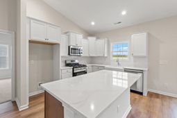 960 Woodside Dr.  photo 4