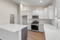 960 Woodside Dr.  photo 4